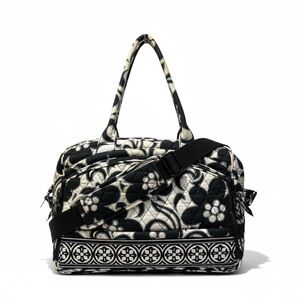 👜 Vera Bradley Weekender Travel Bag –‎ Quilted Black & White Floral